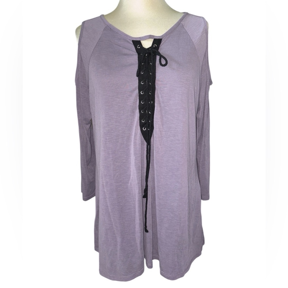 Andree By Unit blouse 3/4 sleeves w/cold shoulder lace up front size large